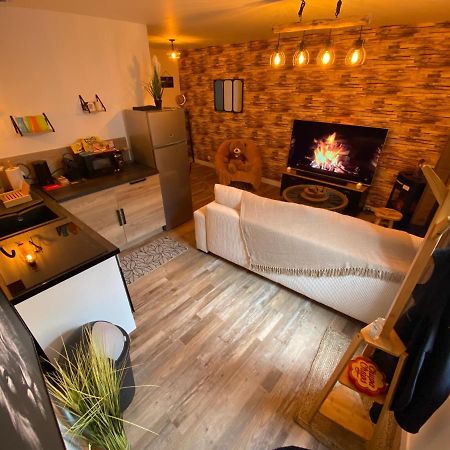 Super Appartement T2 Proche Gare Sens Exteriör bild
