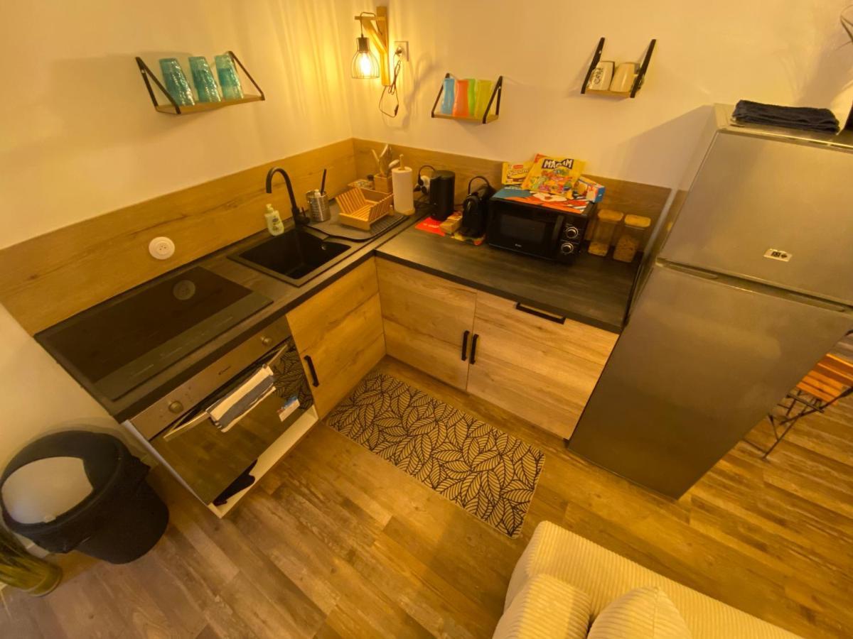Super Appartement T2 Proche Gare Sens Exteriör bild